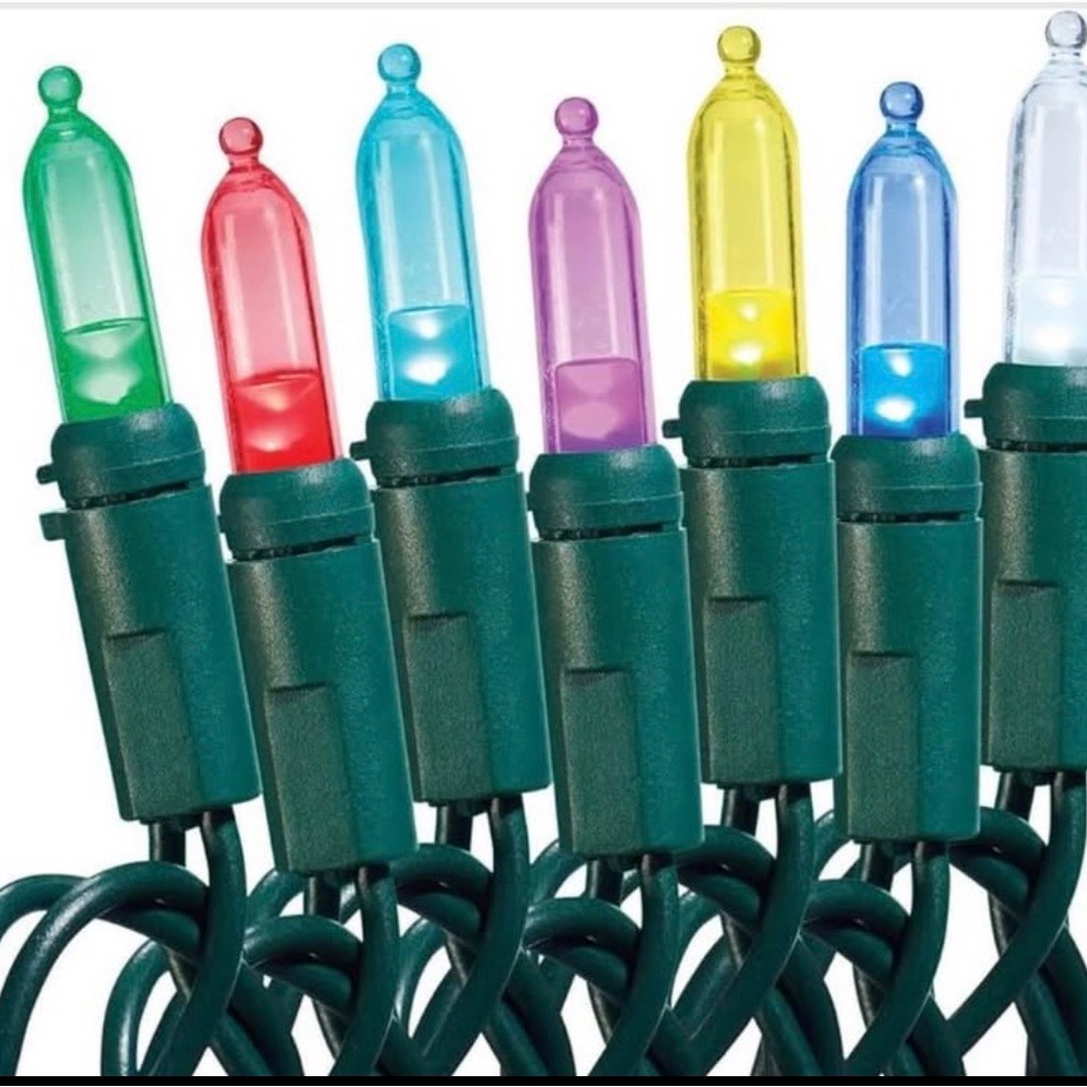 Sylvania Stay-lit 200 LED color changing Lights w/ Remote 12 colors 8 modes O/B